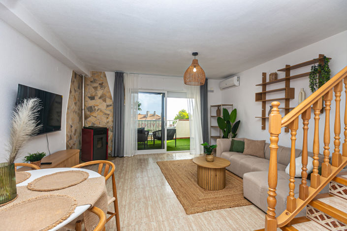 Image No.9-3 Bed Property for sale