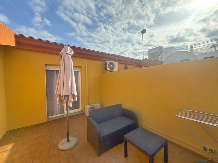 Image No.21-3 Bed Townhouse for sale