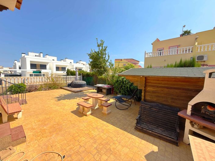 Image No.25-2 Bed Bungalow for sale