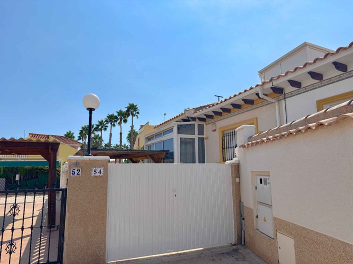 Image No.8-2 Bed Bungalow for sale