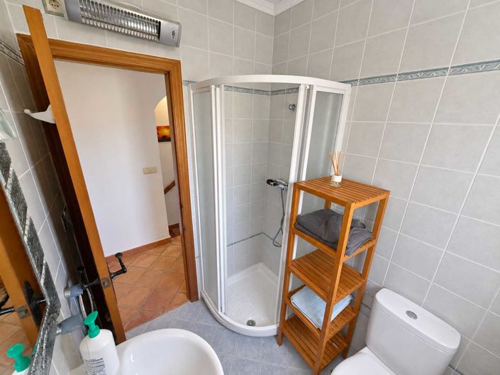 Image No.20-4 Bed Villa for sale
