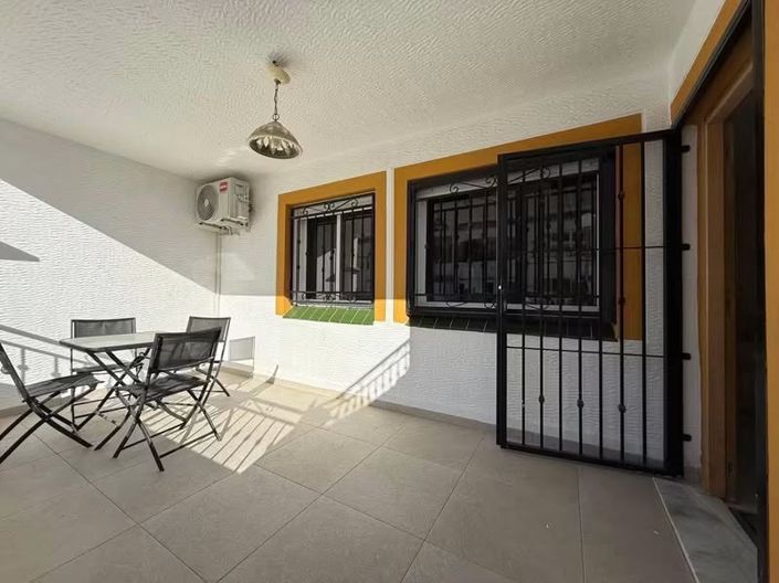 Image No.3-2 Bed Property for sale