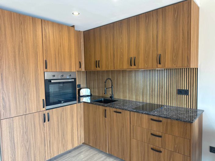Image No.20-2 Bed Property for sale