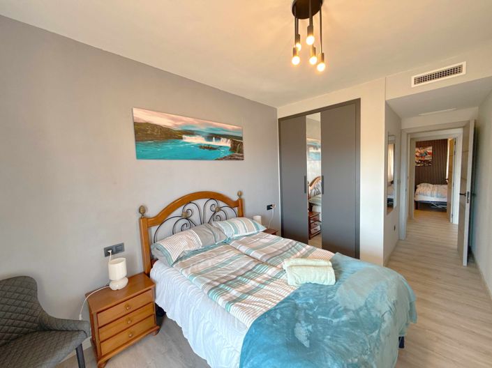 Image No.6-2 Bed Property for sale