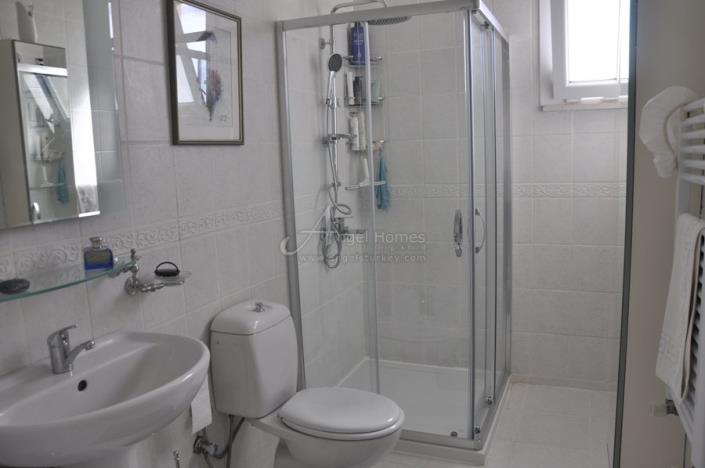 Image No.19-4 Bed House/Villa for sale