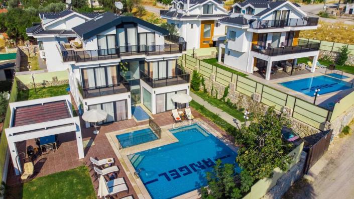 Image No.2-Villa / Détaché de 5 chambres à vendre à Ovacik