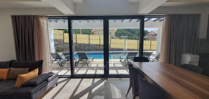 Image No.10-Villa / Détaché de 4 chambres à vendre à Ovacik