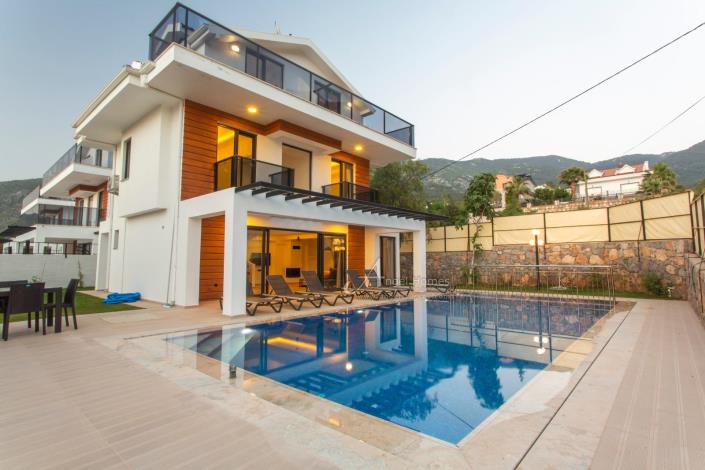 Image No.22-Villa / Détaché de 4 chambres à vendre à Ovacik