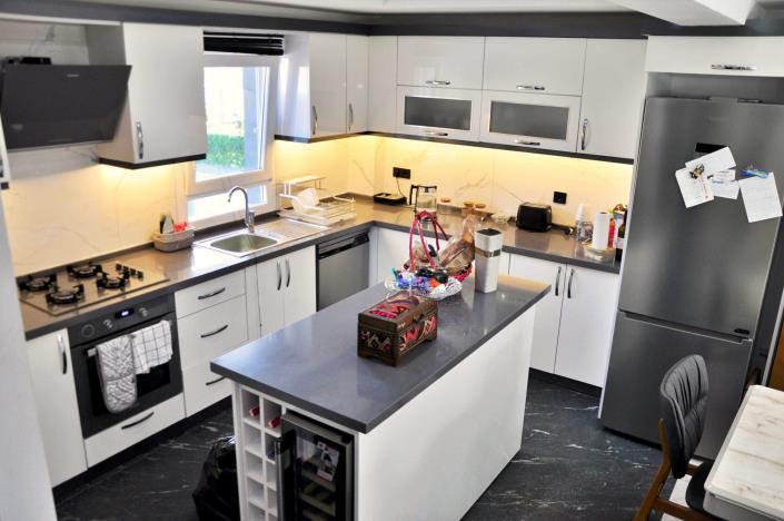 Image No.5-Villa de 4 chambres à vendre à Karagedik