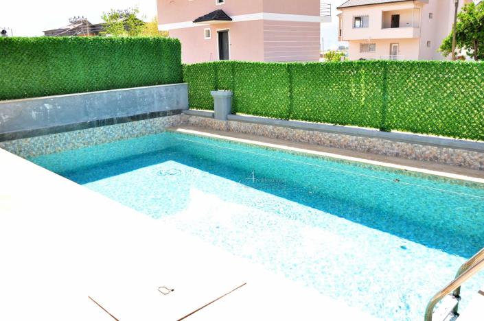 Image No.3-Villa de 4 chambres à vendre à Karagedik