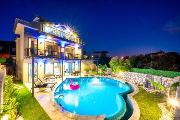 Image No.1-3 Bed Villa for sale