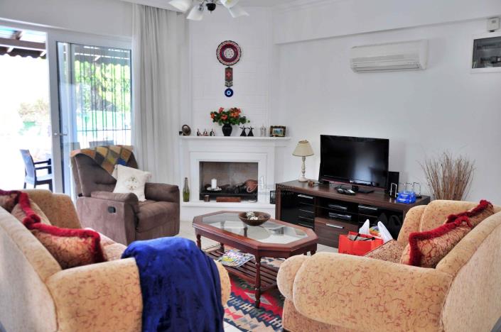 Image No.12-3 Bed Villa / Detached for sale