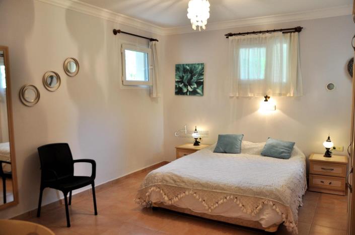 Image No.12-3 Bed Apartment for sale