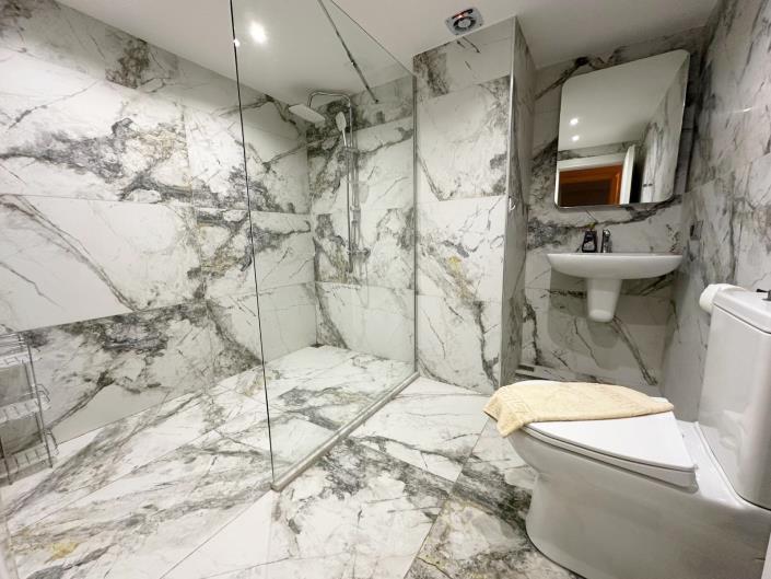 Image No.32-3 Bed Apartment for sale