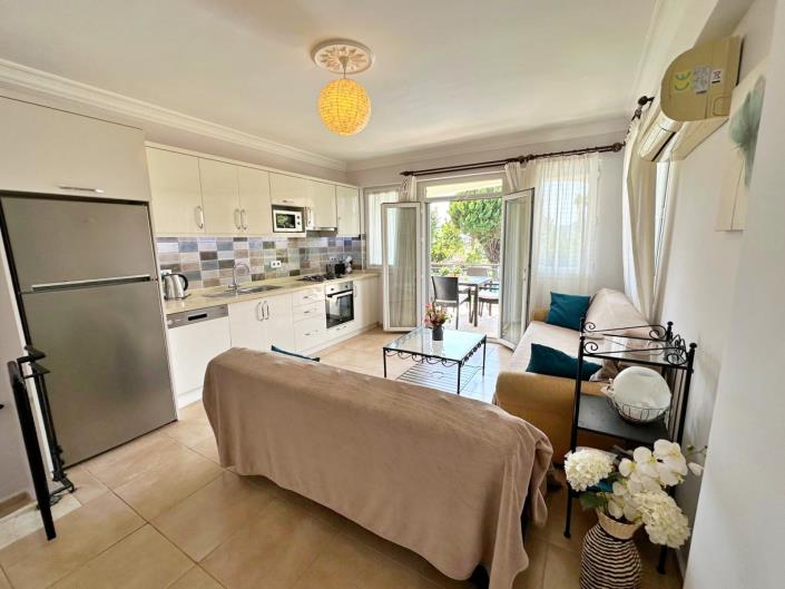 Image No.37-3 Bed Apartment for sale