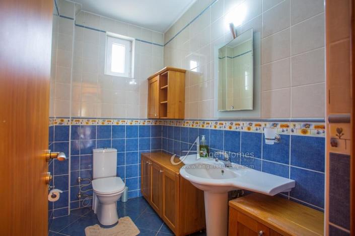 Image No.17-4 Bed Villa / Detached for sale