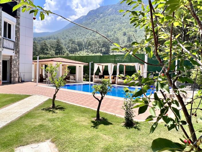 Image No.14-Villa de 8 chambres à vendre à Ovacik