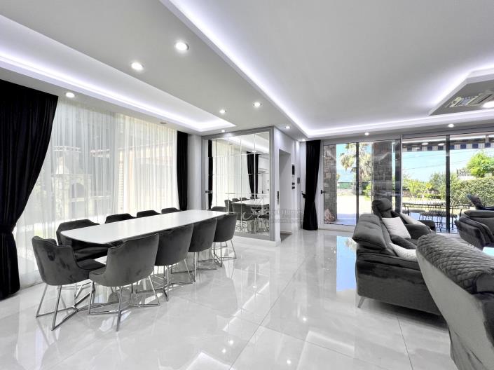 Image No.18-Villa de 8 chambres à vendre à Ovacik