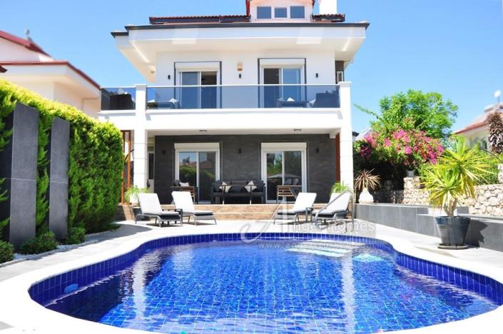 Image No.2-3 Bed Villa for sale