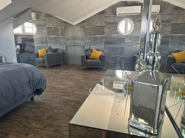 Image No.20-3 Bed Villa for sale