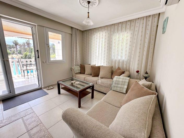 Image No.12-3 Bed Apartment for sale