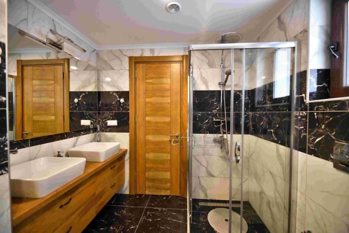 Image No.16-Villa / Détaché de 4 chambres à vendre à Faralya