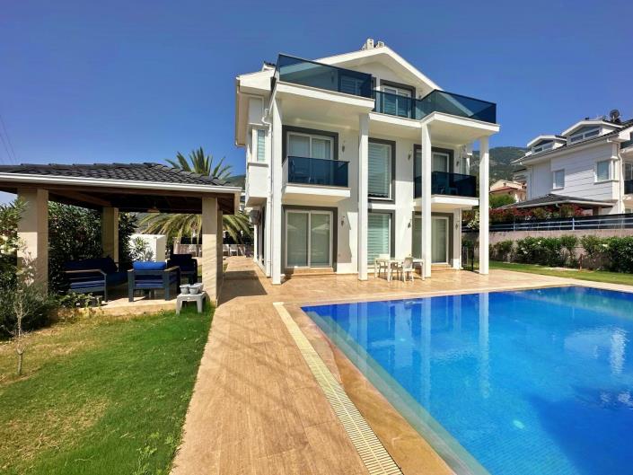 Image No.2-Villa / Détaché de 4 chambres à vendre à Ovacik