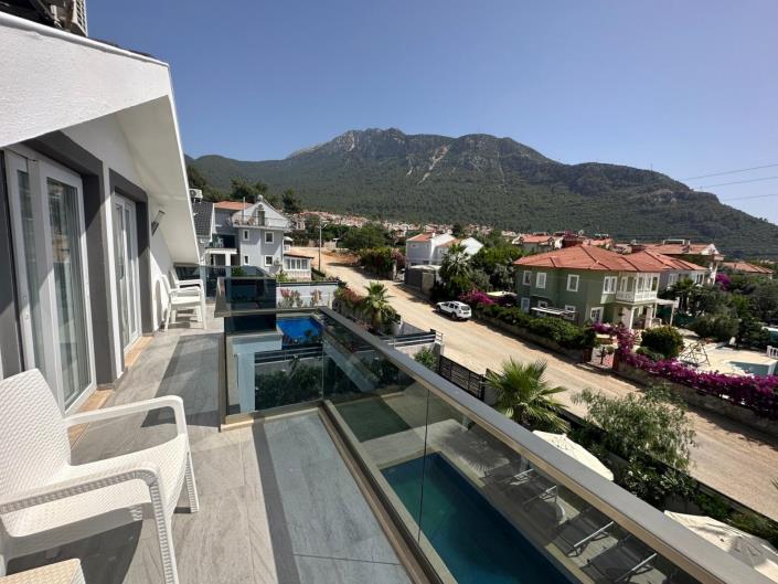 Image No.19-Villa / Détaché de 4 chambres à vendre à Ovacik