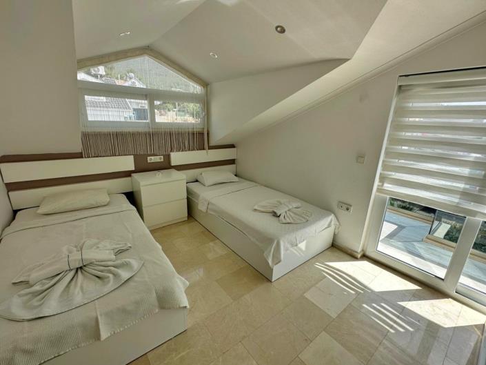 Image No.15-Villa / Détaché de 4 chambres à vendre à Ovacik