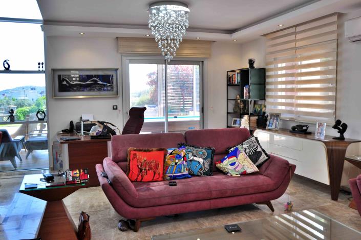 Image No.16-4 Bed Villa / Detached for sale