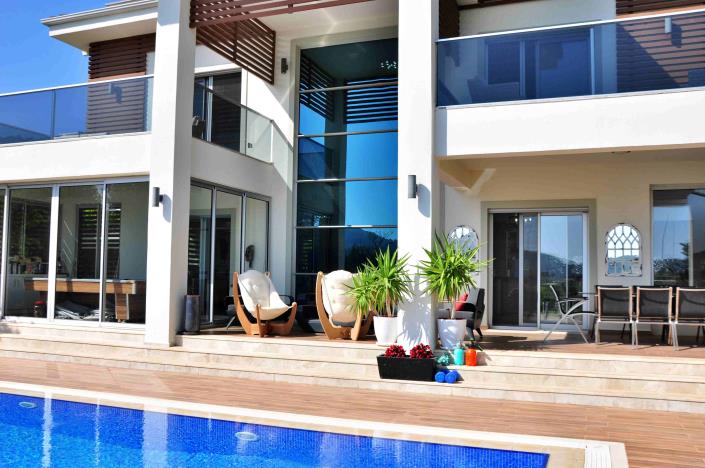 Image No.2-4 Bed Villa / Detached for sale