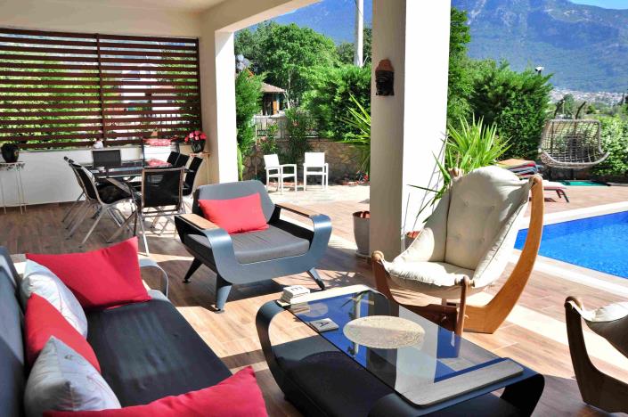 Image No.8-4 Bed Villa / Detached for sale