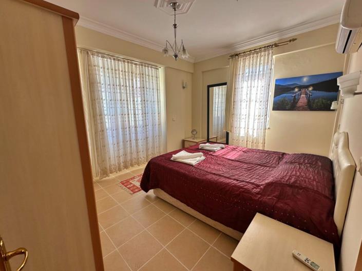 Image No.9-3 Bed Apartment for sale