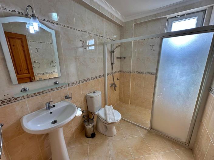 Image No.19-3 Bed Apartment for sale