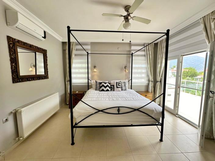 Image No.24-4 Bed Villa for sale