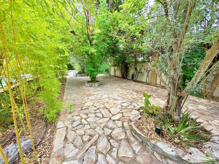 Image No.37-4 Bed Villa for sale