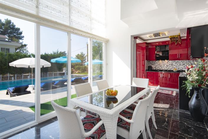 Image No.7-4 Bed Villa / Detached for sale