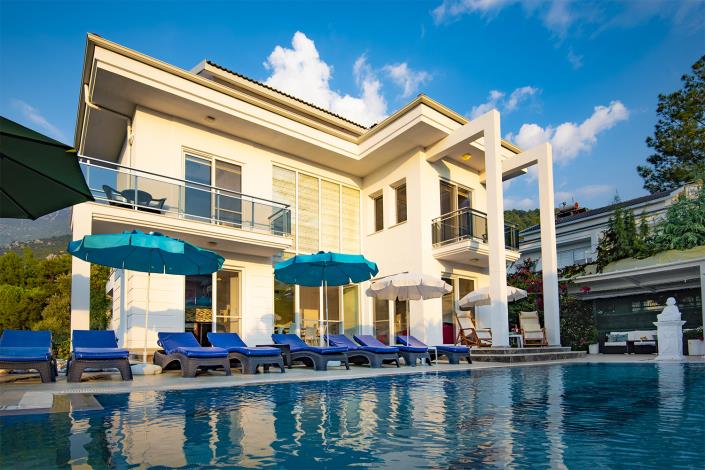 Image No.36-4 Bed Villa / Detached for sale