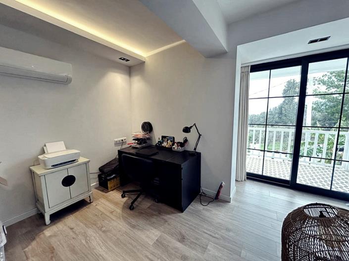 Image No.16-3 Bed Villa / Detached for sale