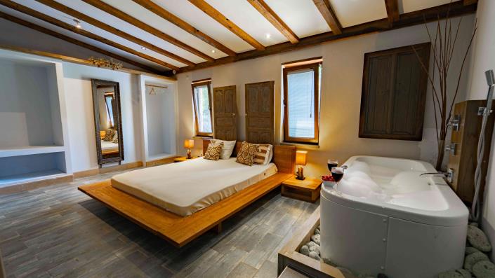 Image No.22-4 Bed Villa / Detached for sale