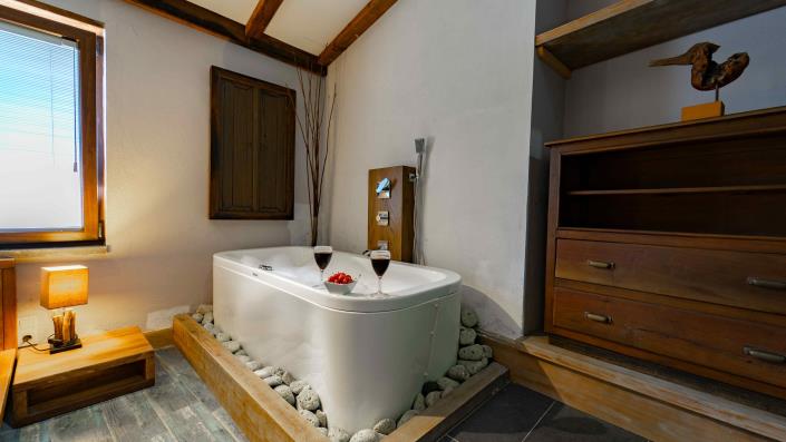 Image No.23-4 Bed Villa / Detached for sale