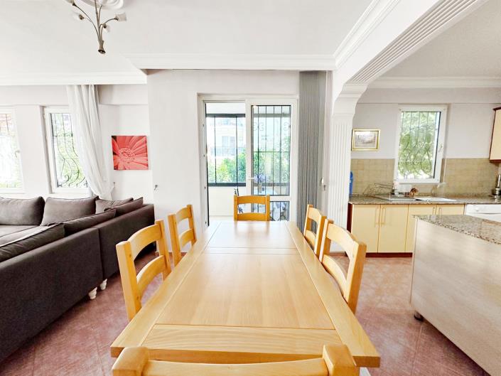 Image No.6-3 Bed Apartment for sale