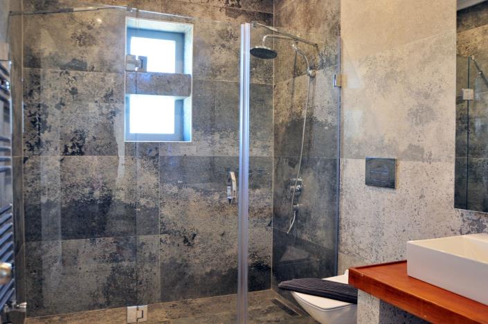 Image No.28-4 Bed Villa / Detached for sale