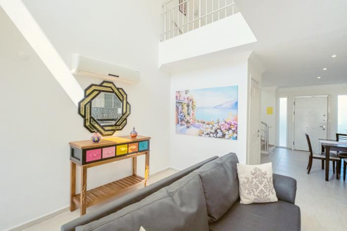 Image No.12-3 Bed Villa for sale