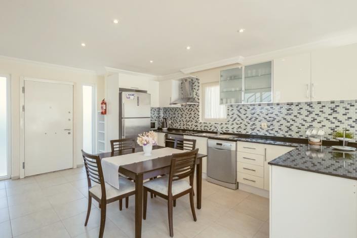 Image No.18-3 Bed Villa for sale