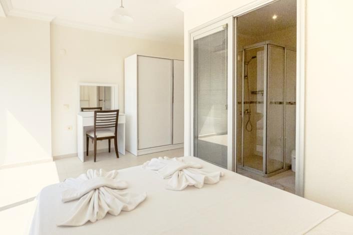 Image No.24-3 Bed Villa for sale