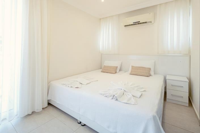 Image No.28-3 Bed Villa for sale