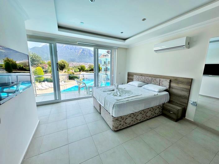 Image No.18-2 Bed Apartment for sale