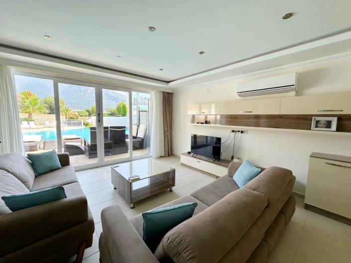 Image No.12-2 Bed Apartment for sale