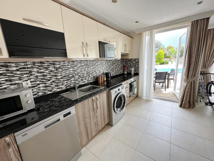 Image No.10-2 Bed Apartment for sale